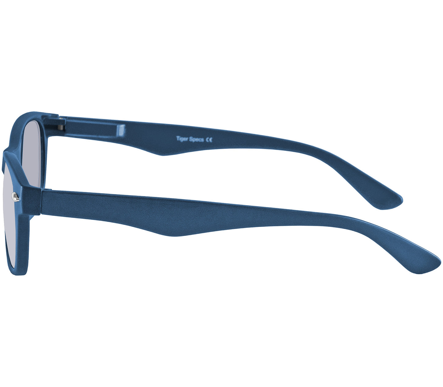 Female model wearing Seville (Tortoiseshell) retro style wayfarer reading sunglasses with a deep tortoiseshell frame and large rectangular brown lenses.