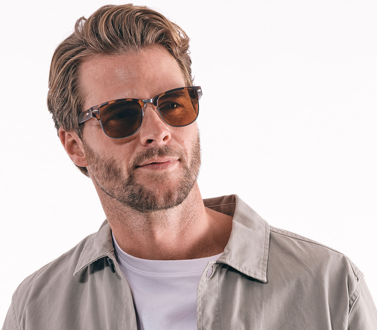 Soft glasses pouch with green and yellow stripes and Winks branding.